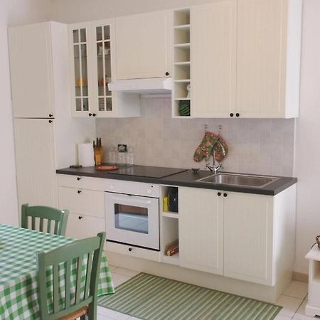 Appartamenti Ginevra Санта-Мария-аль-Баньо Экстерьер фото